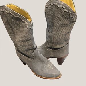 Y2K Zodiac NOS Womens Western Cowboy Boots SZ 8M USA Grey Suede NEVER BEEN WORN